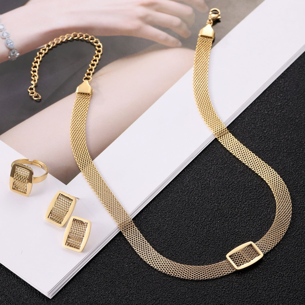 18K Gold-Plated Stainless Steel Minimalist Chic Necklace Set for Women (5)