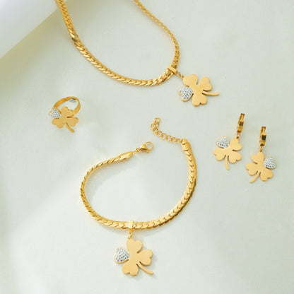 18K Gold Clover Jewelry Set with Zirconia (6)