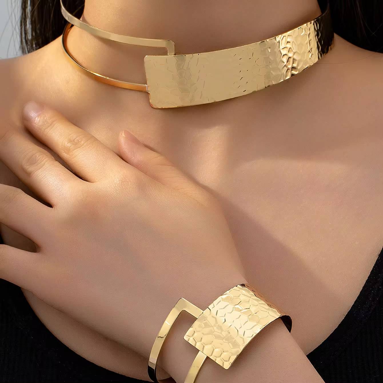 Chic Gold-plated Metal Geometric Jewelry Set for Women