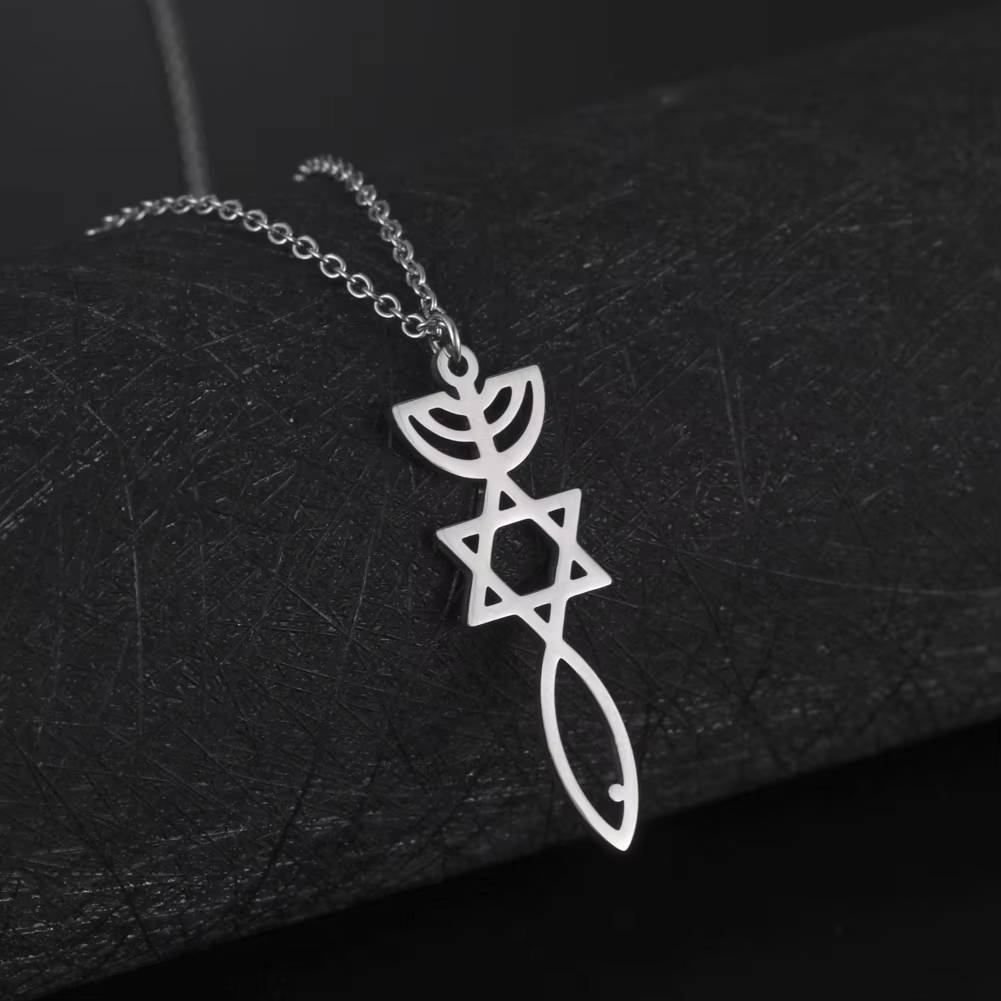 Dawapara Star of David Menorah Necklace