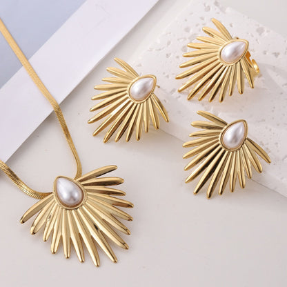 European and American Style Exaggerated Palm Leaf Necklace Set (8)