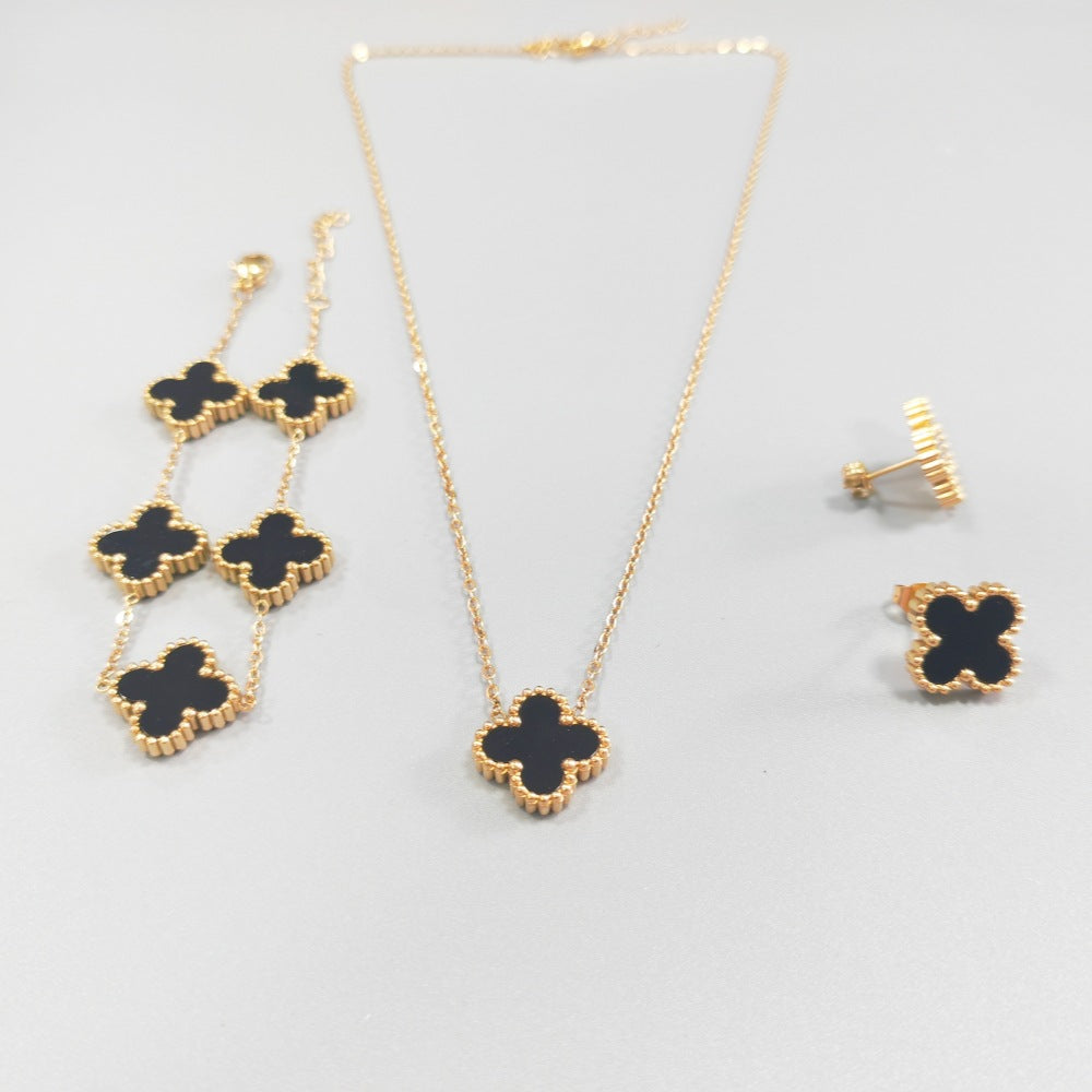 Fashion Electroplated 18K Gold Titanium Steel Clover Jewelry Set (9)