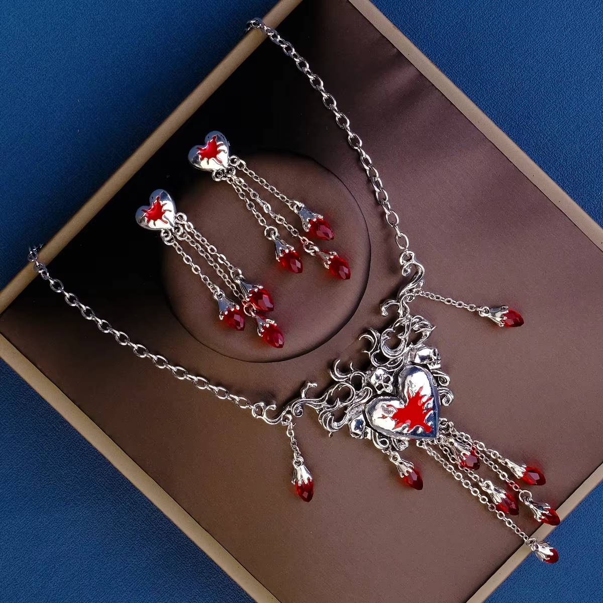 Halloween Bloody Rhinestone Necklace Set & Earrings (5)