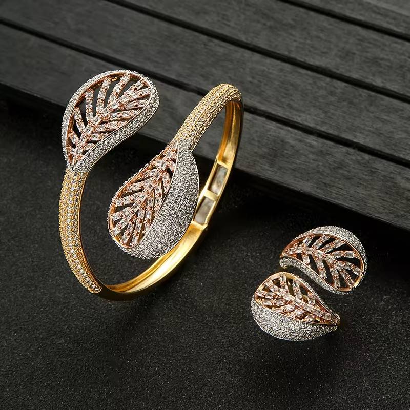 Trendy Luxury Disco Leaf Shape Stackable Jewelry Set