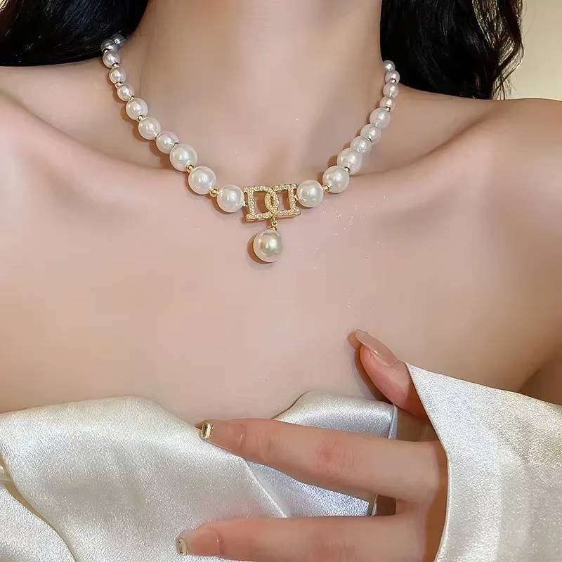 Women's Elegant Pearl Clavicle Chain Necklace Earrings Choker Jewelry Set (3)